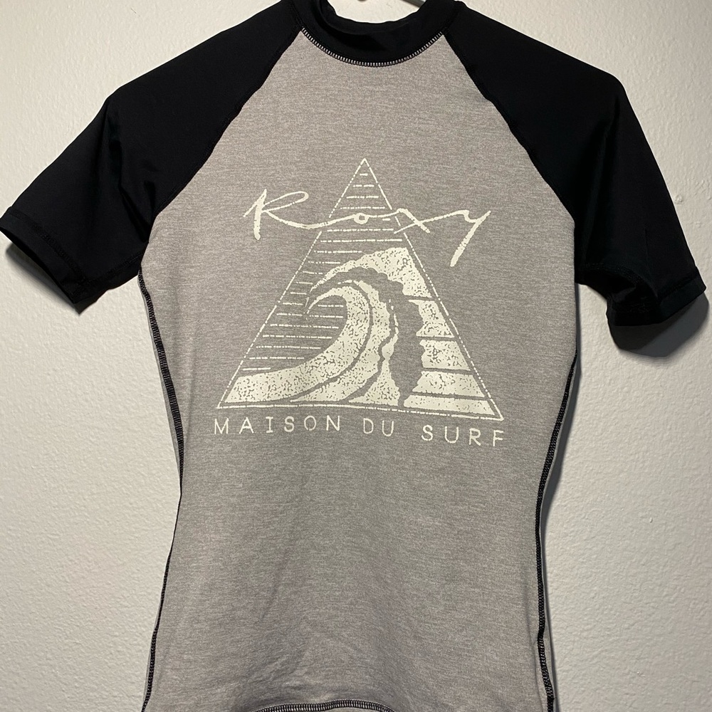 Roxy short sleeved rash gaurd
